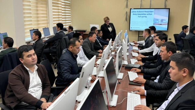 A seminar on the use of information-library databases was held