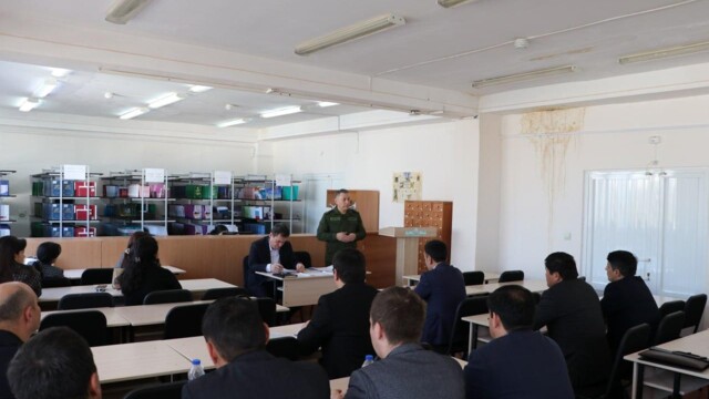 To prepare master's dissertations, instructional guidelines were provided to the participants