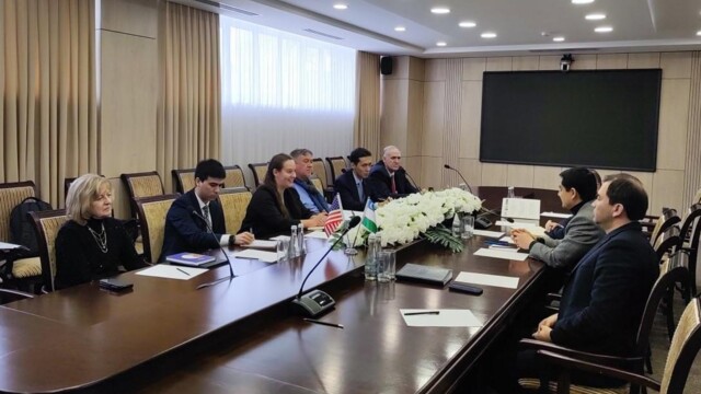 Визит представителей Госдепартамента США в рамках реализации совместного проекта в Академию