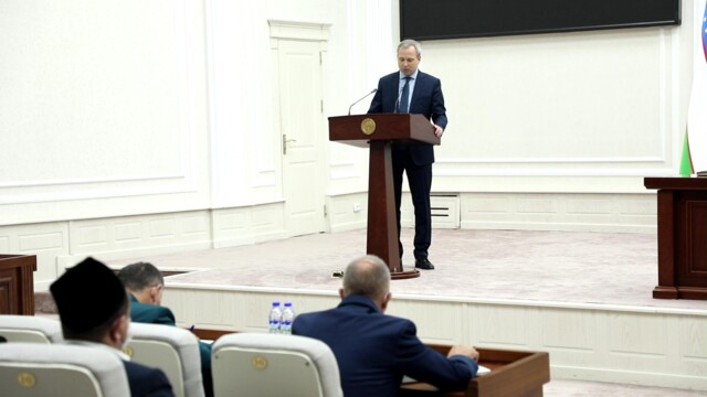Коррупцияга қарши курашиш Тошкент вилояти ҳудудий кенгаши йиғилишида иштирок этилди