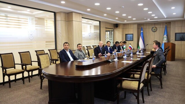 A meeting with the dean of the faculty of law of Saint-Petersburg state university