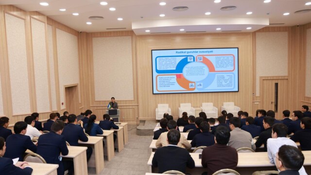 The role of enlightenment in the fight against ignorance: spiritual and educational dialogue with youth