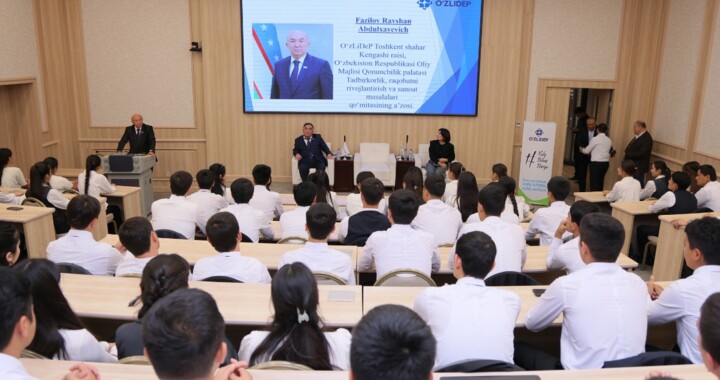 “Deputy and youth”: open dialogue at the Academy