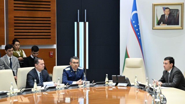 A seminar on anti-corruption for young employees in the banking sector