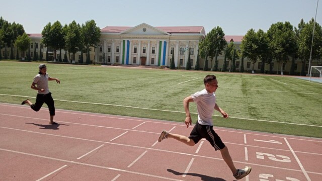 Activities aimed at introducing young people to a healthy lifestyle through sports