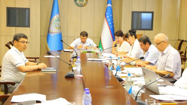 A selection process for admission to independent research was conducted.