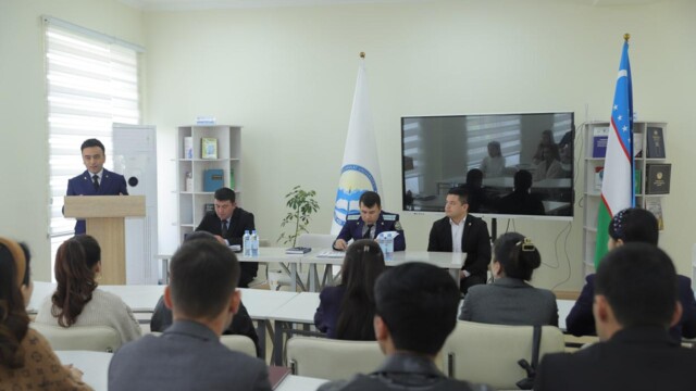 Meeting of practitioners and researchers with students