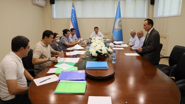 A competition for admission to independent research was held