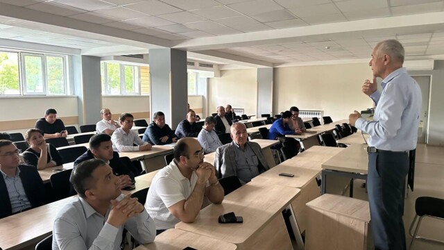 A seminar-training session on psychological support in professional activities was organized