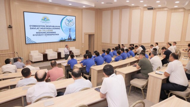 The seminar was held under the motto "One Motherland, One People, Let's Create a New Life and Future!"