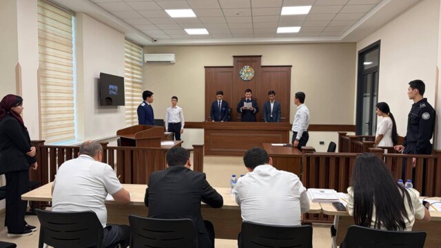 Simulated litigation: professional competition among students