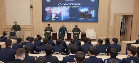 Академия талабалари қонун устуворлиги ва жазо муқаррарлигини таъминлаш масалаларини муҳокама қилди