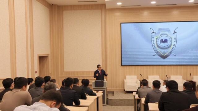 Reforms, media, and science: an open dialogue was held at the Academy with the Rector of the University of Journalism