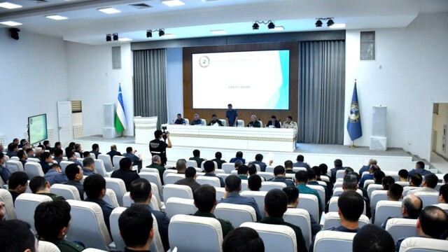 Issues related to creating a safe environment and further improving the effectiveness of the early warning system for offenses in mahallas were discussed