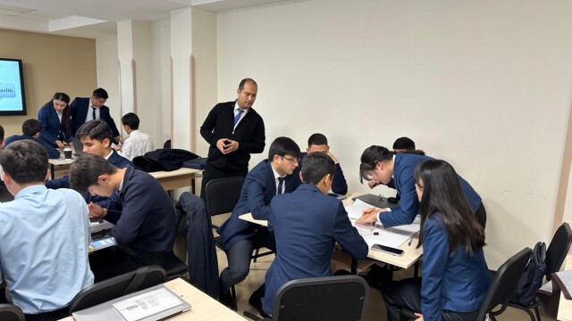 An innovative seminar on the topic "Judicial Oratory and the Ethics of Lawyer's Speech" was held.